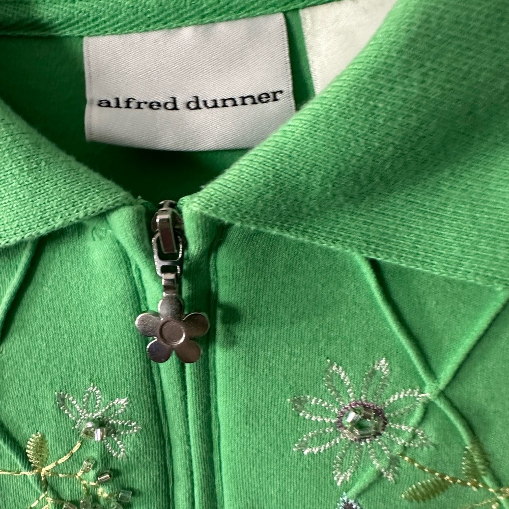 Alfred dunner women’s polo size large green great details !!!! - Picture 3 of 8